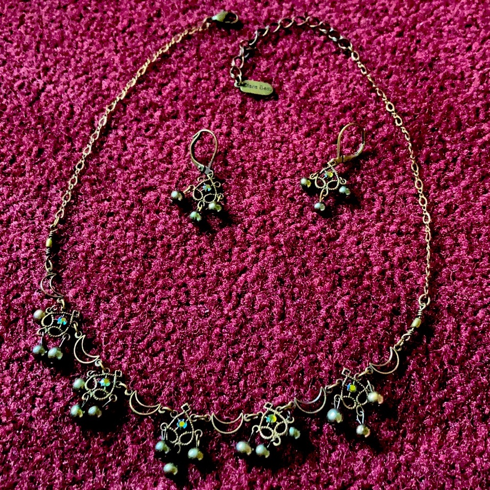 Clara Beau Necklace & earring set